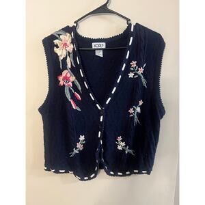 Vintage Floral Embroidered Sweater Vest